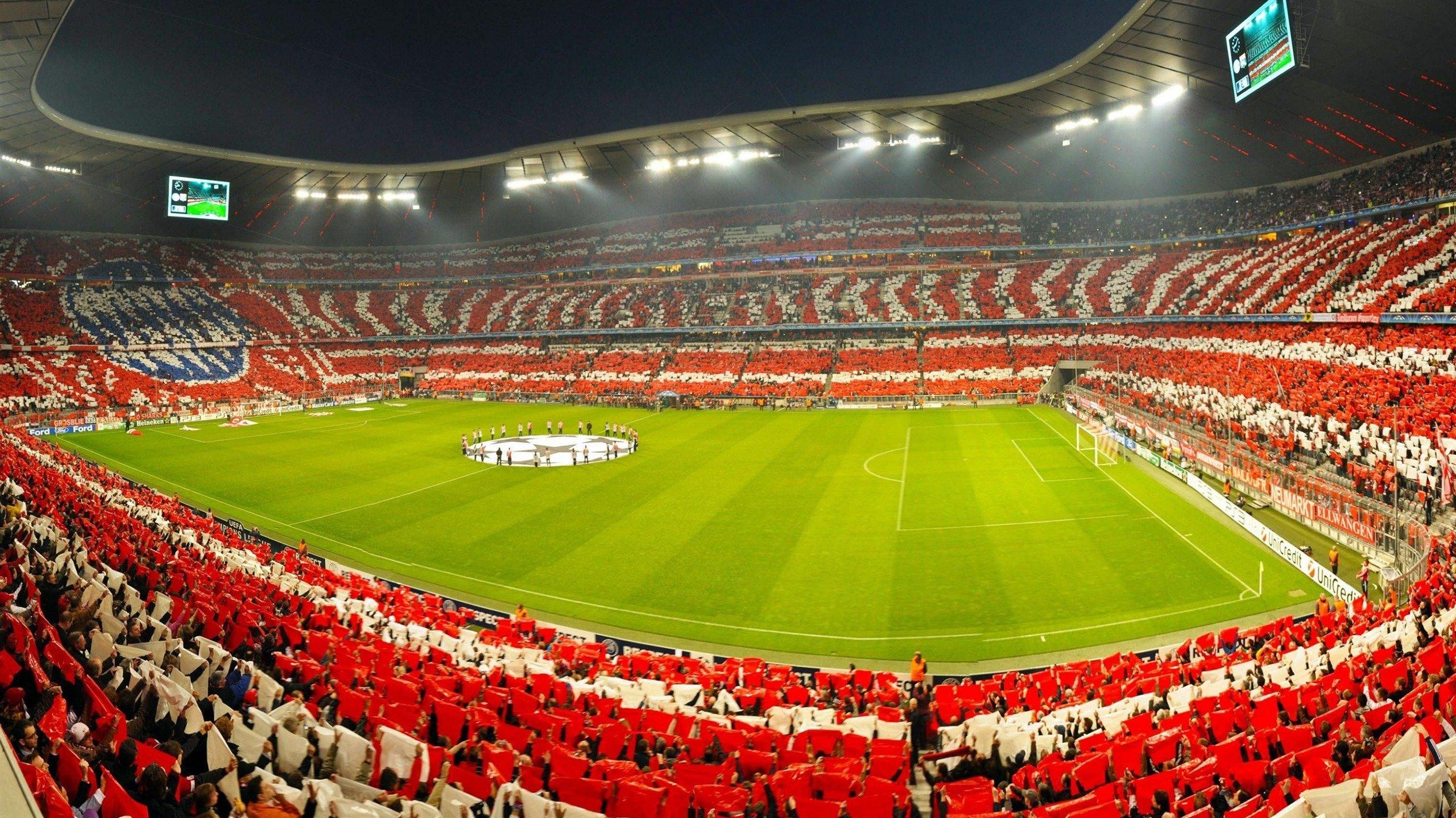 终场哨响，泪洒绿茵，那些心碎时刻与最熟悉的陌生人